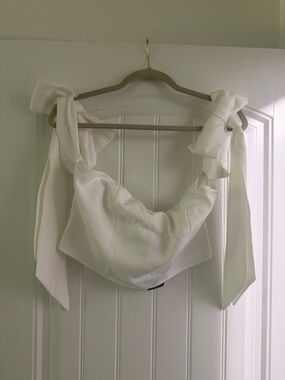 SHEIN White Tie-Shoulder Crop Top